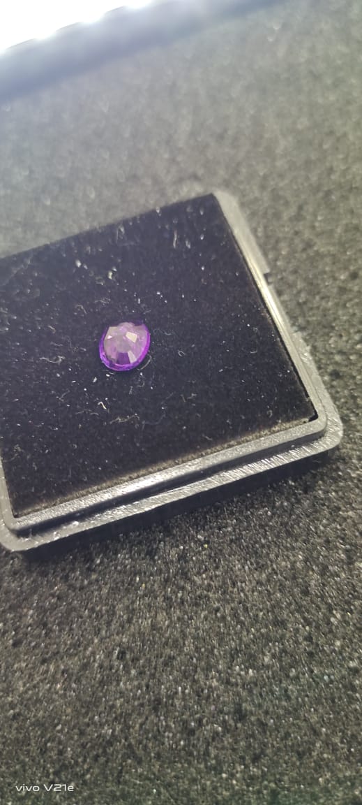 Natural Amethyst 0.80 CT violet quartz gemstone, perfect for jewelry and meditation, eye-clean, without certificate Natural Amethyst 0.80 CT violet quartz gemstone, perfect for jewelry and meditation, eye-clean, without certificate