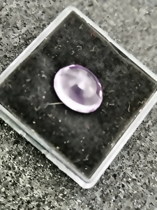 Natural Amethyst 10.0 carat purple gemstone for jewelry and healing