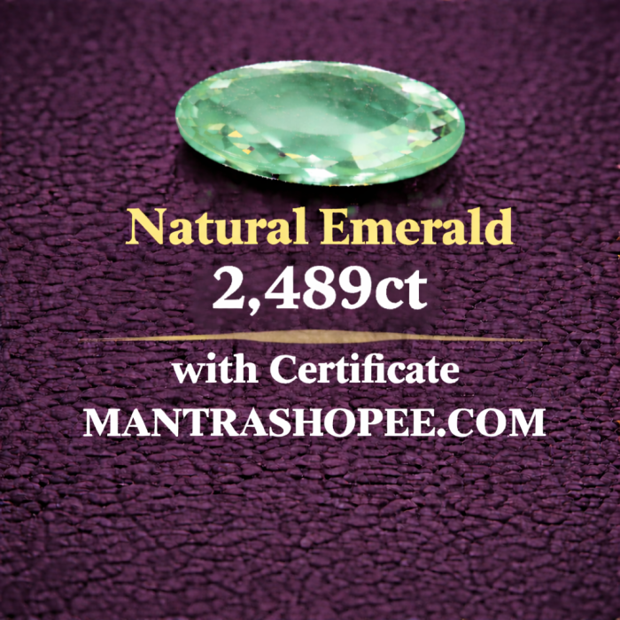 Natural Emerald 2.489 CT certified premium green gemstone for jewelry and astrology use