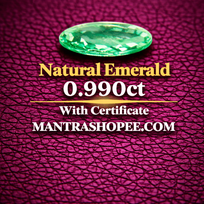 Natural Emerald 0.990 CT certified premium green gemstone for jewelry and astrology