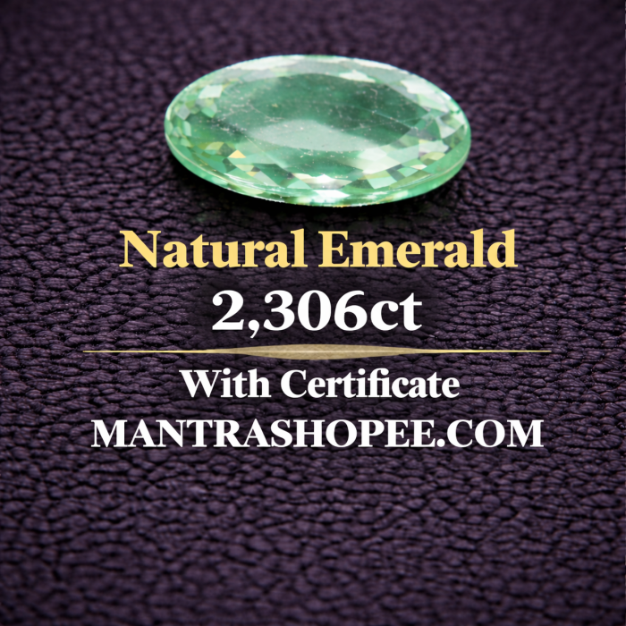 Natural Emerald 2.306 CT certified premium green gemstone for jewelry and astrology Natural Emerald 2.306 CT certified premium green gemstone for jewelry and astrology